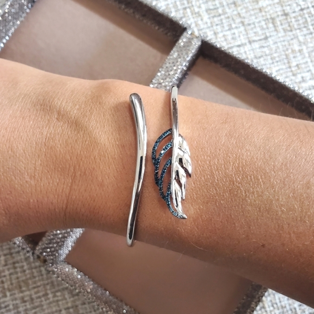 Macy's Sterling Silver Hinge Leaf Bracelet